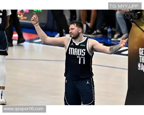 里夫斯称赞东契奇天赋超群与浓眉克里斯蒂关系融洽